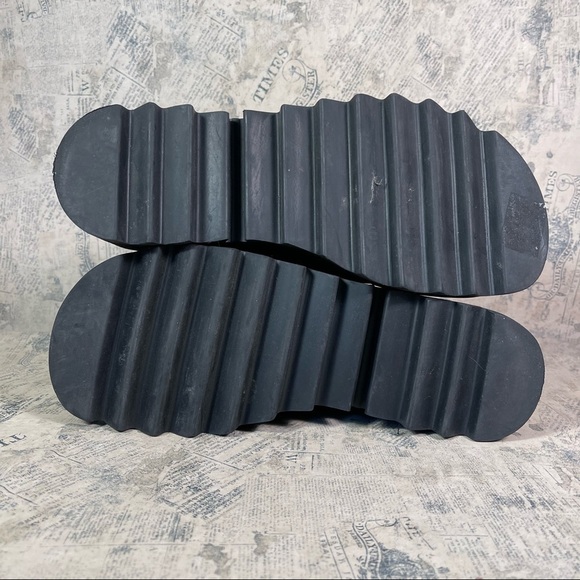 American Eagle Bandstand 90s slip in platform shoes - Picture 9 of 13